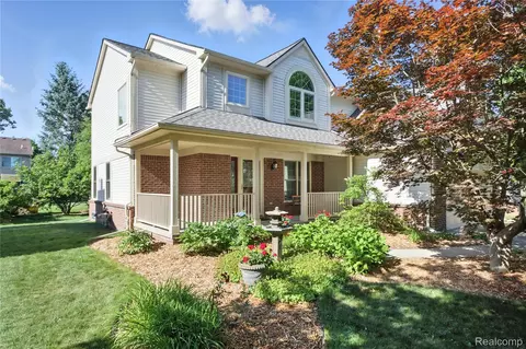 43011 Brookstone Dr, Novi, MI 48377