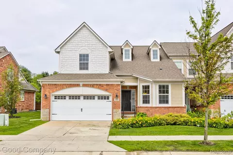 4361 Bennett Park Cir, Troy, MI 48085
