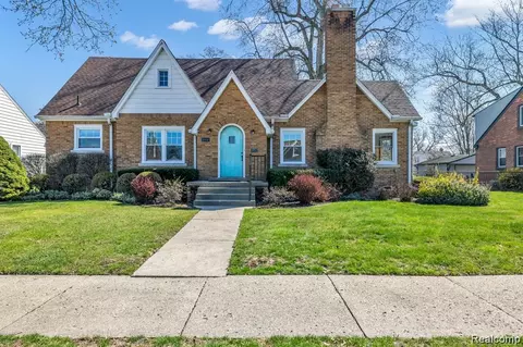 848 N Waverly St, Dearborn, MI 48128