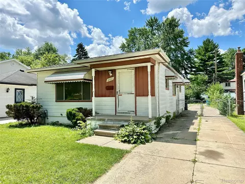 4936 Dudley St, Dearborn Heights, MI 48125