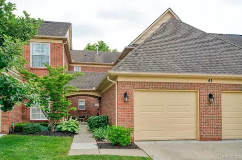 4095 Cornerstone Dr, Canton, MI 48188