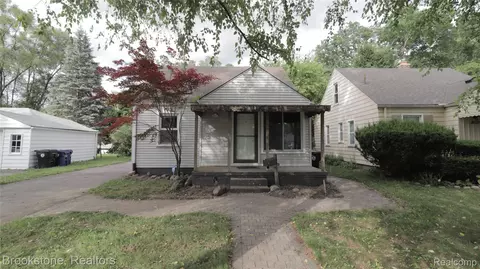 15530 Winston, Redford, MI 48239