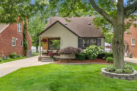1747 N Lafayette St, Dearborn, MI 48128