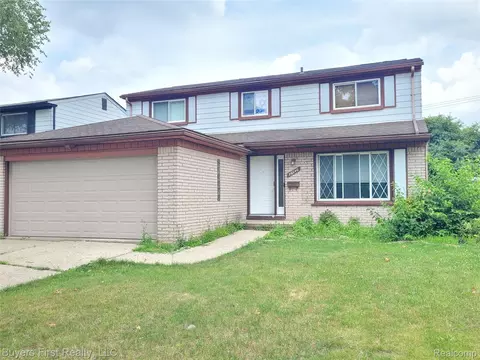 26040 Marlowe Pl, Oak Park, MI 48237