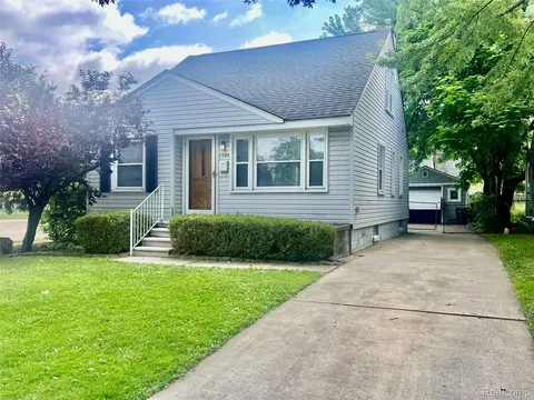 1992 Griffith Ave, Berkley, MI 48072