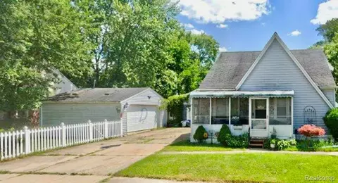 26735 Annapolis St, Dearborn Heights, MI 48125