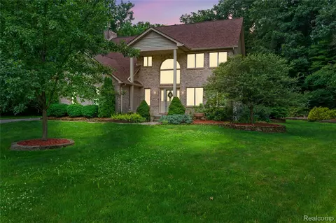 27180 John Dr, Huron, MI 48164
