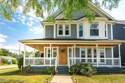2340 Hamata St, Ferndale, MI 48220