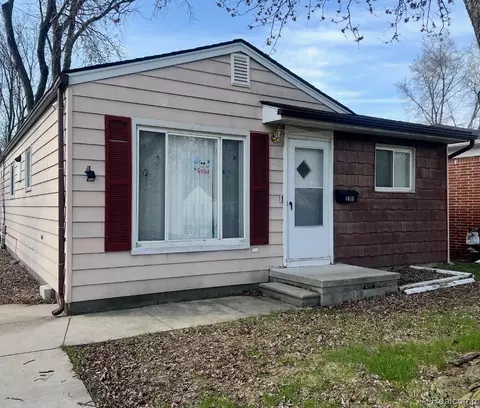 1836 E Milton Ave, Hazel Park, MI 48030