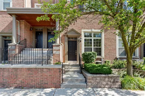 22145 W Village Dr, Dearborn, MI 48124