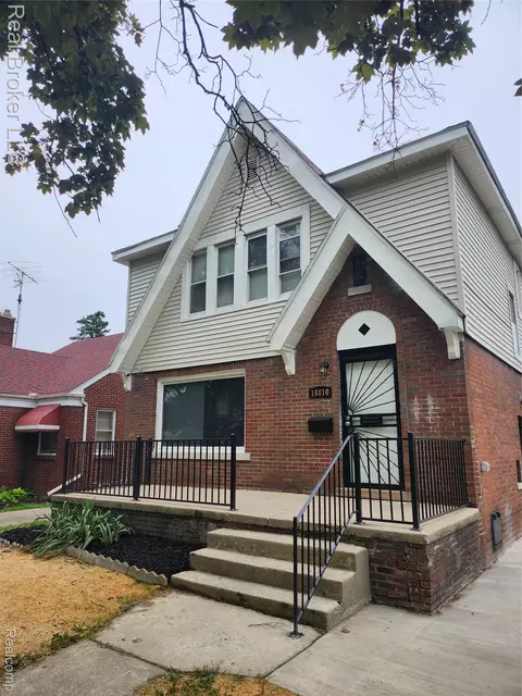 16810 Archdale St, Detroit, MI 48235