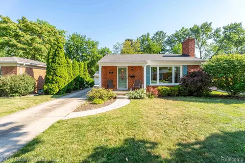 1021 Englewood Ave, Royal Oak, MI 48073