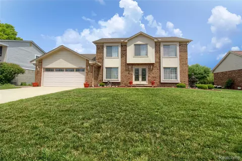 38188 Mallory Dr, Livonia, MI 48154