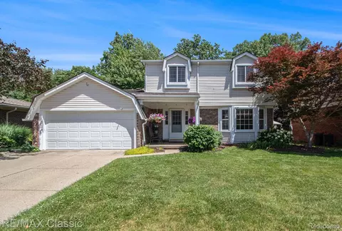 6706 Brookshire Dr, Canton, MI 48187