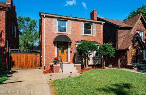 16219 Normandy St, Detroit, MI 48221