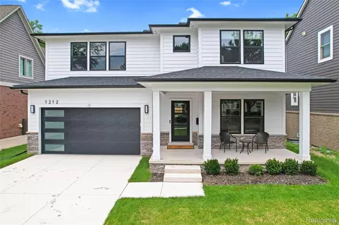 1212 Royal Ave, Royal Oak, MI 48073