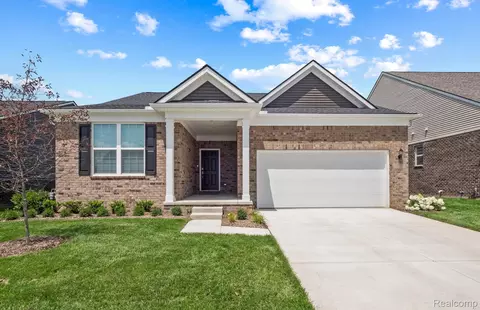 49937 Kent Ct, Canton, MI 48188