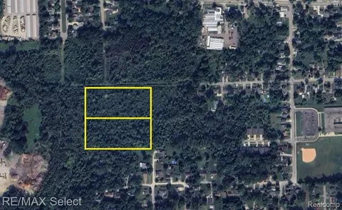 0 W Caroline St, Fenton, MI 48430