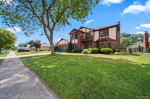 14308 Brookings Dr, Sterling Heights, MI 48313