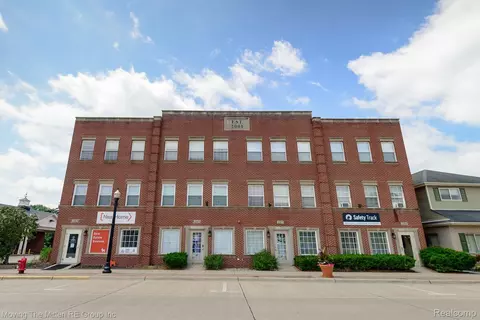 231 Main St, Belleville, MI 48111
