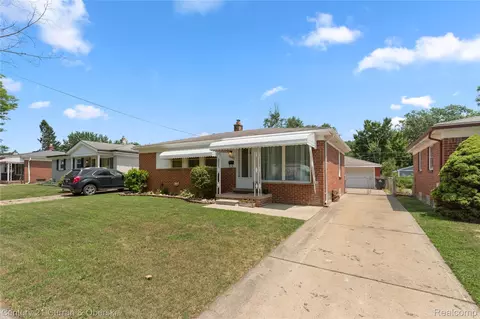1681 Stieber St, Westland, MI 48186