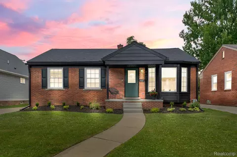 4607 Robinwood Ave, Royal Oak, MI 48073