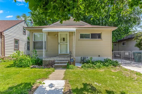 1085 Pennsylvania Ave, Lincoln Park, MI 48146
