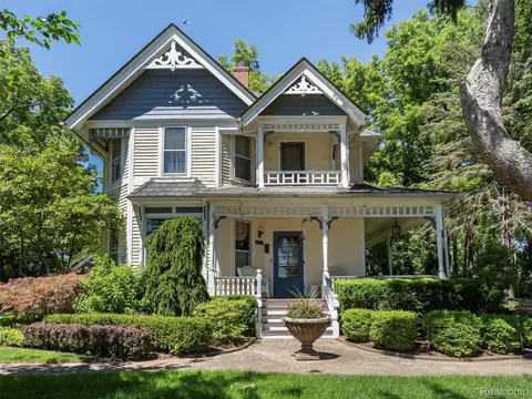 8861 29 Mile Rd, Washington, MI 48095
