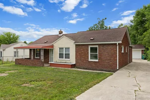 25590 Middlebelt Rd, Huron, MI 48134