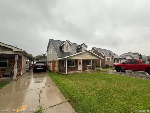 14701 Mcguire St, Taylor, MI 48180
