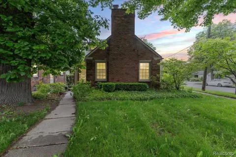4800 Bishop St, Detroit, MI 48224
