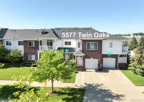 5577 Twin Oaks Dr, Sterling Heights, MI 48314
