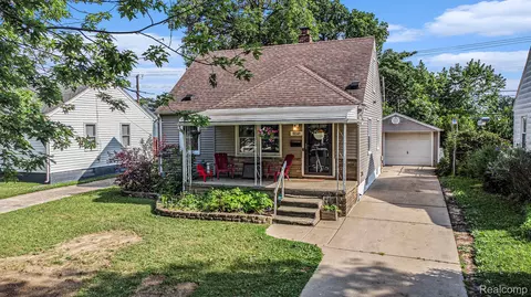 32247 Annapolis St, Wayne, MI 48184
