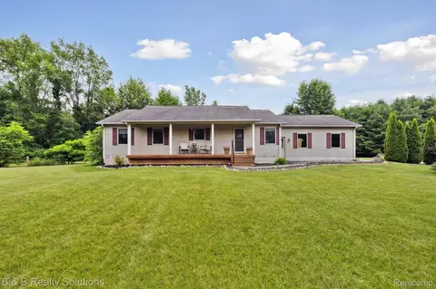 2264 Dodds Rd, Rich, MI 48461