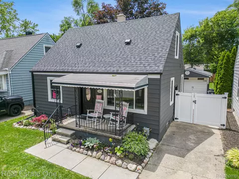 3821 Edgar Ave, Royal Oak, MI 48073