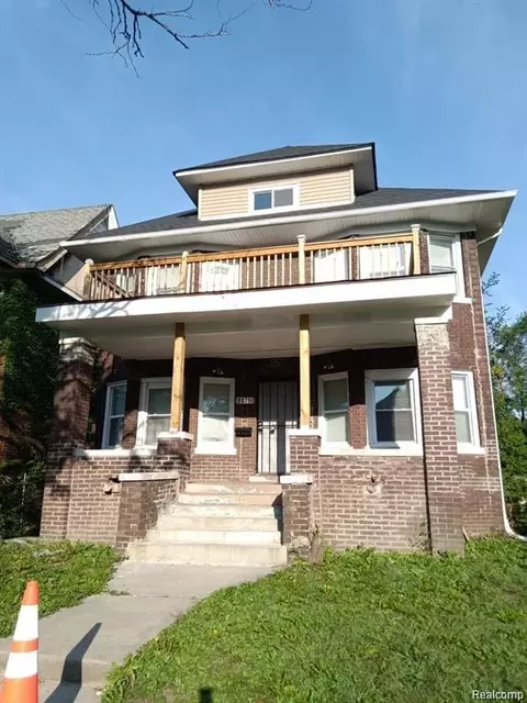 8879 N Clarendon St, Detroit, MI 48204