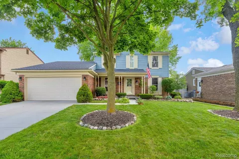 1640 Manton Blvd, Canton, MI 48187