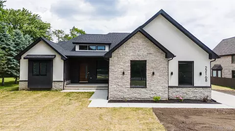 22168 Beck Rd, Northville, MI 48167
