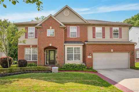 3454 Everett Dr, Rochester Hills, MI 48307