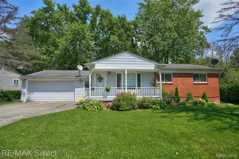 4391 Ashlawn Dr, Flint, MI 48507