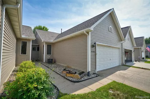 9280 Monica Dr #53, Davison, MI 48423