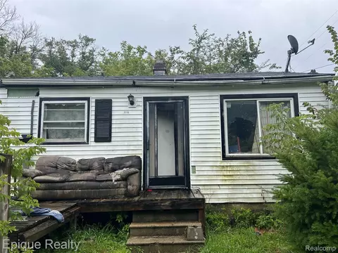 5218 Summit St, Flint, MI 48505