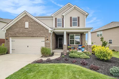 29858 Braeburn, Lyon, MI 48165