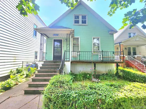 3209 Lockwood St, Detroit, MI 48210