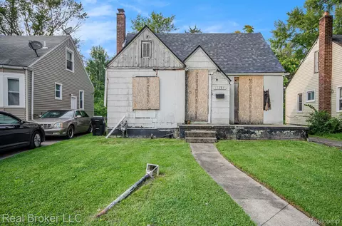 15895 Coram St, Detroit, MI 48205