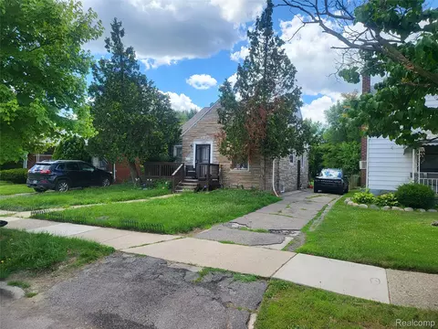7353 Rosemont Ave, Detroit, MI 48228