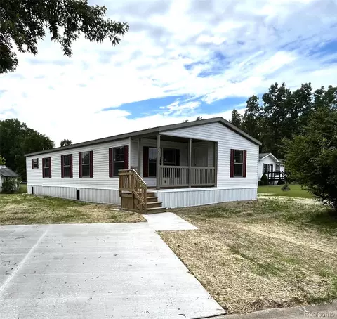 8499 E M 71, Durand, MI 48429