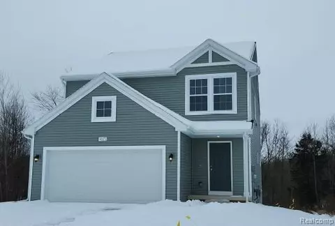 8377 Majestic Blvd, Handy, MI 48836