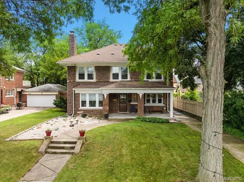 1925 Chicago Blvd, Detroit, MI 48206