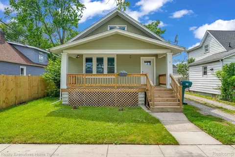 509 13th St, Port Huron, MI 48060